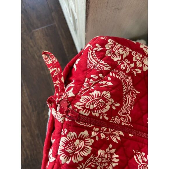 The Chandler Collection (red quilted duffle bag) - Picture 6 of 10